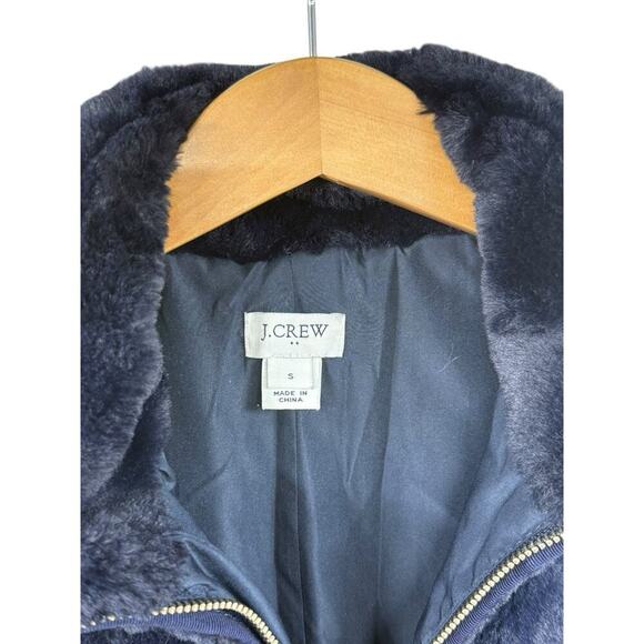 J. Crew Vest Womens Size Small Navy Blue Faux Fur Cozy Full Zip Collar K2216 - Picture 2 of 7